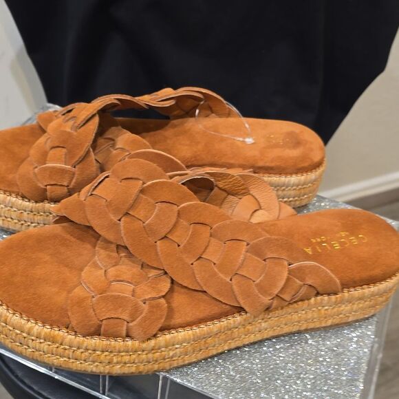 Cecelia New York Gester Platform Slide Sandal- Oak - Picture 7 of 10